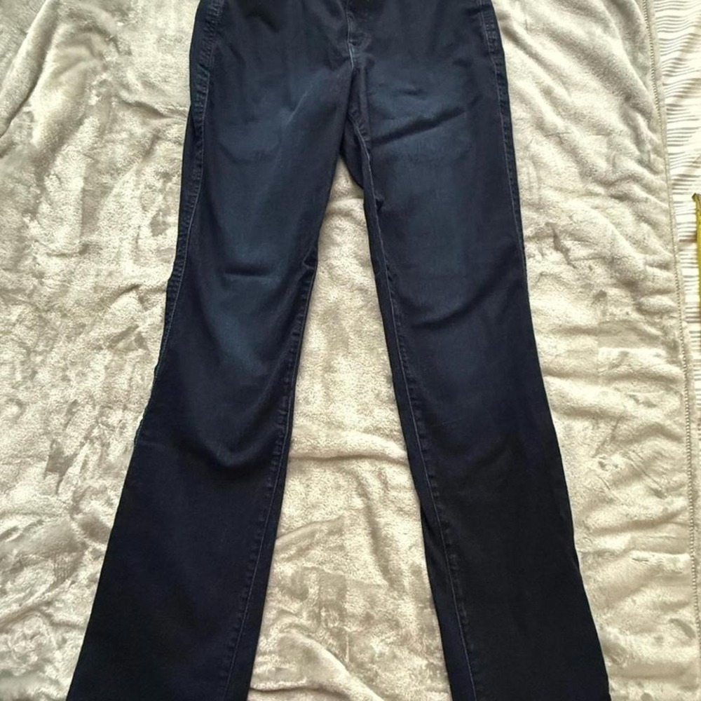 Kuhl Women's Straight Leg Jeans in Deep Navy